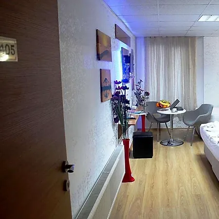 Avcilar Inci מלון 3*